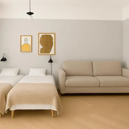 Modern Flat In Historical Building In Area Lägenhet