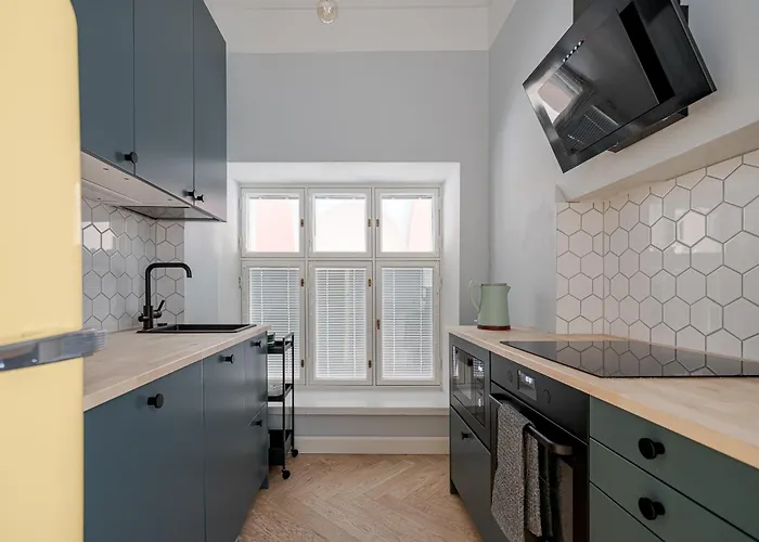 Modern Flat In Historical Building In Area شقة هلسنكي