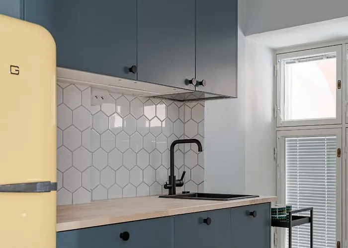 Modern Flat In Historical Building In Area