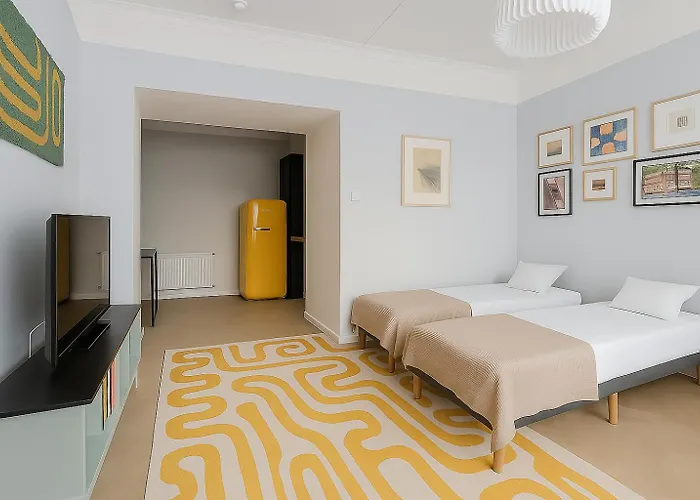 Modern Flat In Historical Building In Area شقة هلسنكي