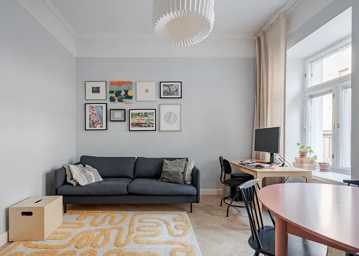 Modern Flat In Historical Building In Area شقة