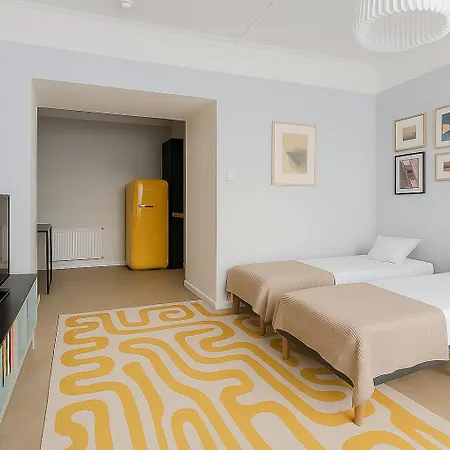 Modern Flat In Historical Building In Area דירה הלסינקי